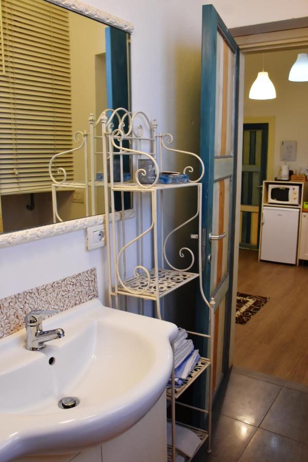 B&B Via Roma Bernate Ticino Exterior photo